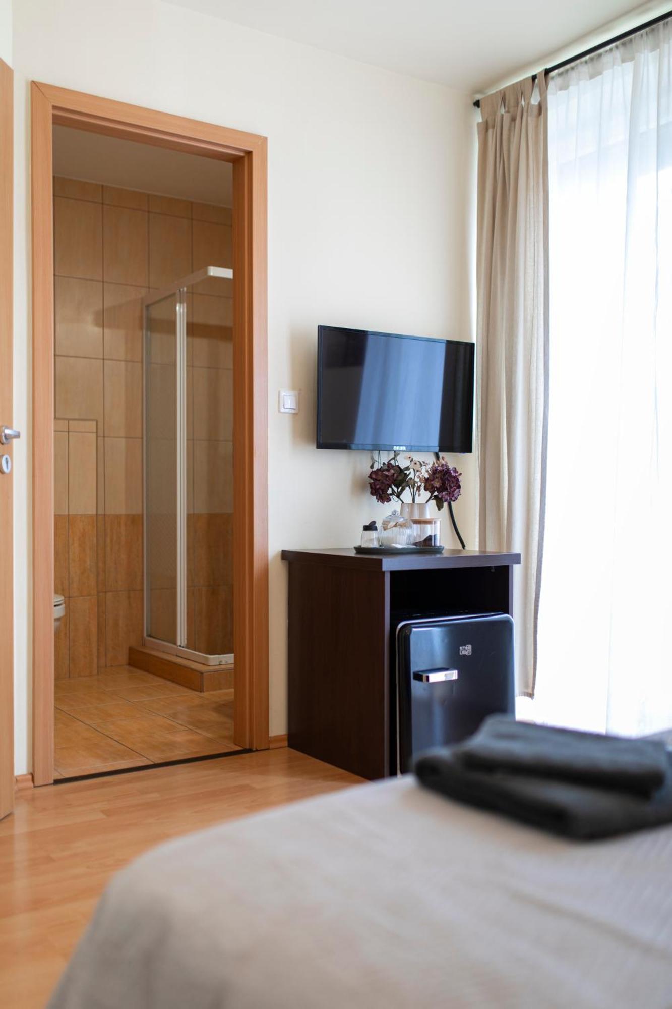 Lucsony Apartman Мошонмадьяровар Экстерьер фото