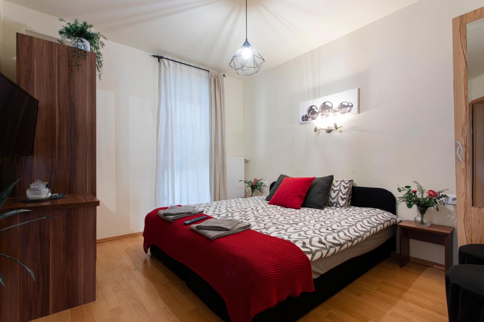 Lucsony Apartman Мошонмадьяровар Экстерьер фото